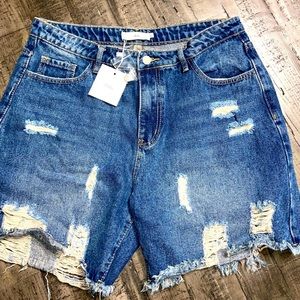 NWT adika distressed denim shorts